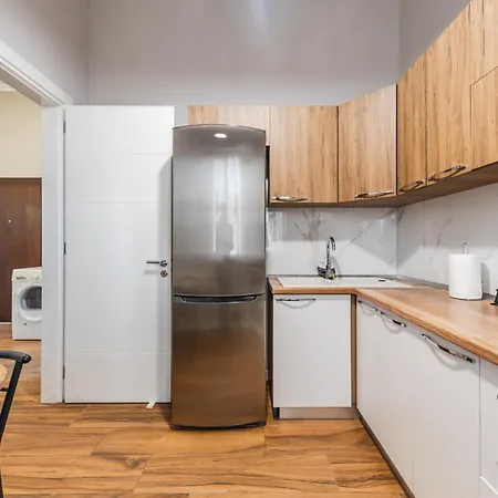 Urban Retreat By Ps Apartment Durrës