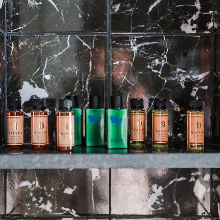 Urban Retreat By Ps Durres